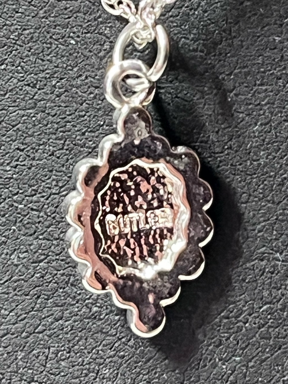 New fifth Avenue pendant and chain. 
Butler
New with tag - Picture 6 of 7